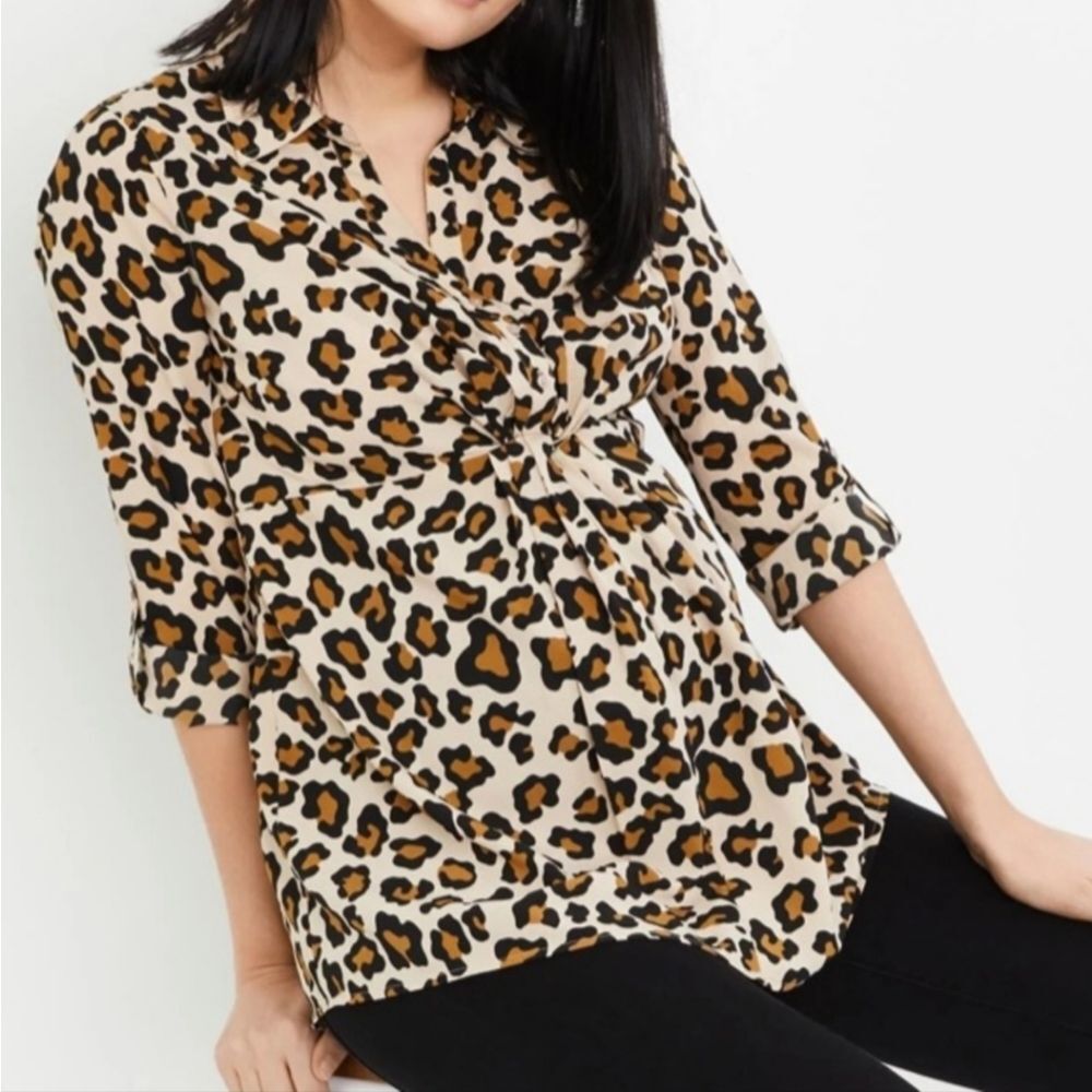 A Pea In The Pod Maternity Long Sleeve Button Front Shirt in Animal Print Small
